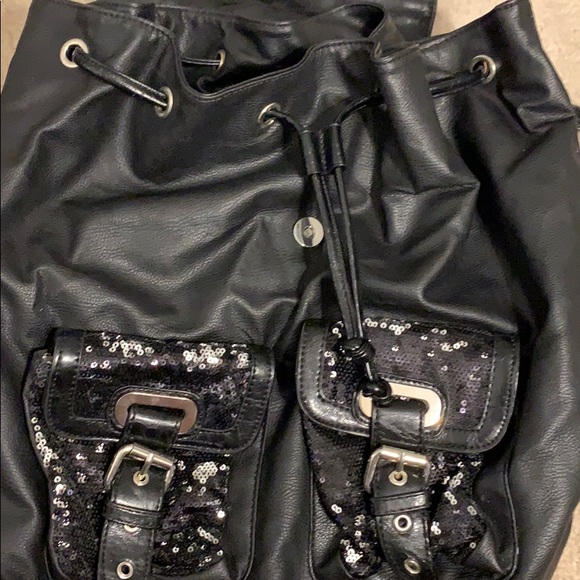 Call it spring back pack - Picture 4 of 8